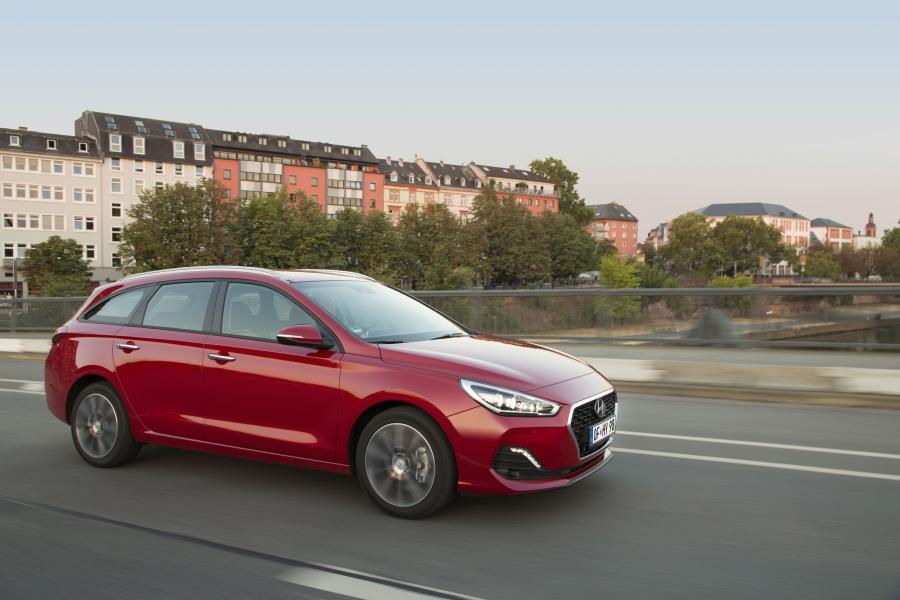  Hyundai i30 Wagon (PD) 2018 года  (WW) (фото 21 из 29)